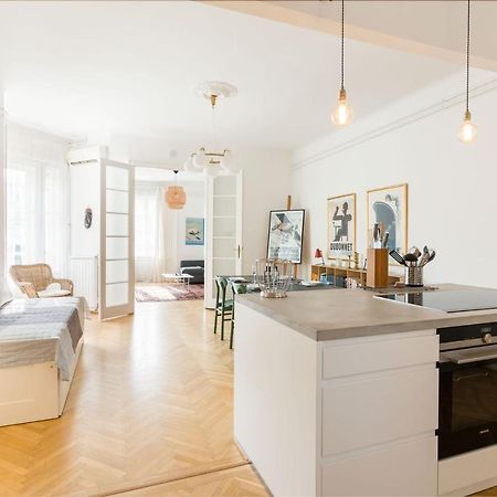 Klauzal Apartment W/3 Bedrooms, French Balcony 부다페스트 외부 사진