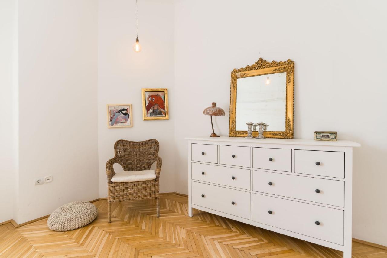 Klauzal Apartment W/3 Bedrooms, French Balcony 부다페스트 외부 사진