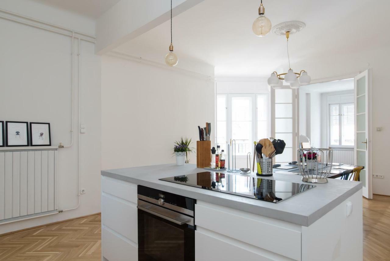 Klauzal Apartment W/3 Bedrooms, French Balcony 부다페스트 외부 사진
