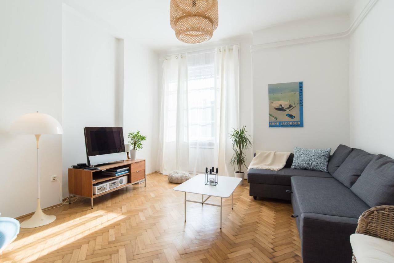 Klauzal Apartment W/3 Bedrooms, French Balcony 부다페스트 외부 사진