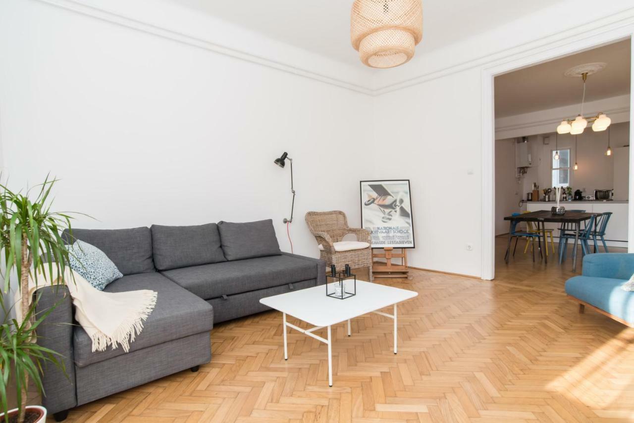 Klauzal Apartment W/3 Bedrooms, French Balcony 부다페스트 외부 사진