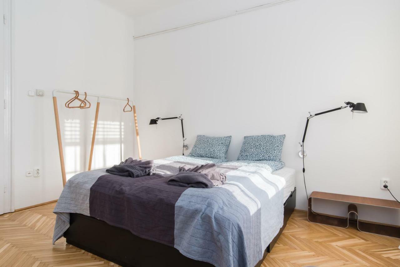Klauzal Apartment W/3 Bedrooms, French Balcony 부다페스트 외부 사진
